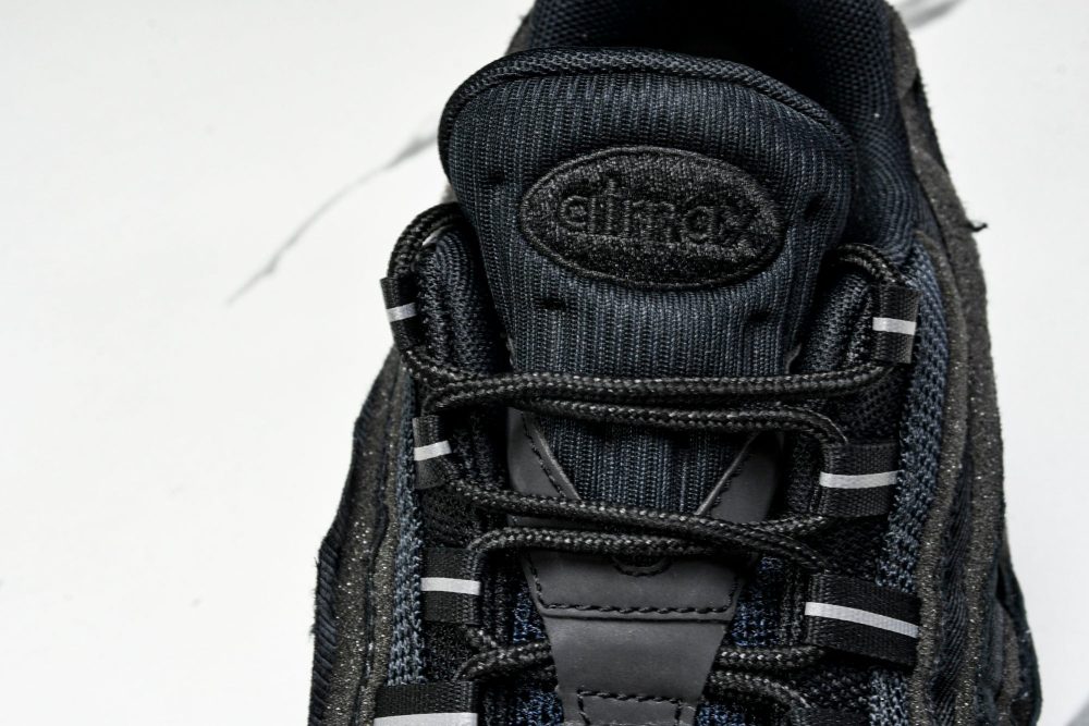 Comme des Garcons x AM95 'Black' - Image 11