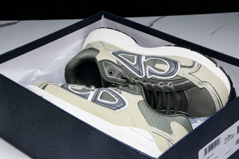 D1or B30 'Olive White' - Image 30