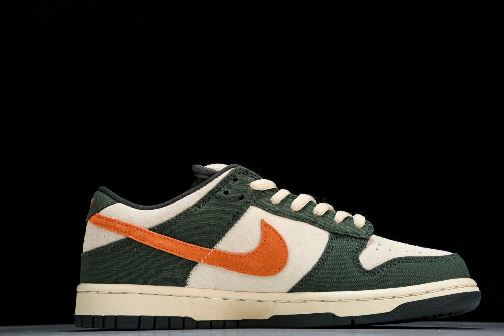 SB Dnk Low 'Eire' - Image 3