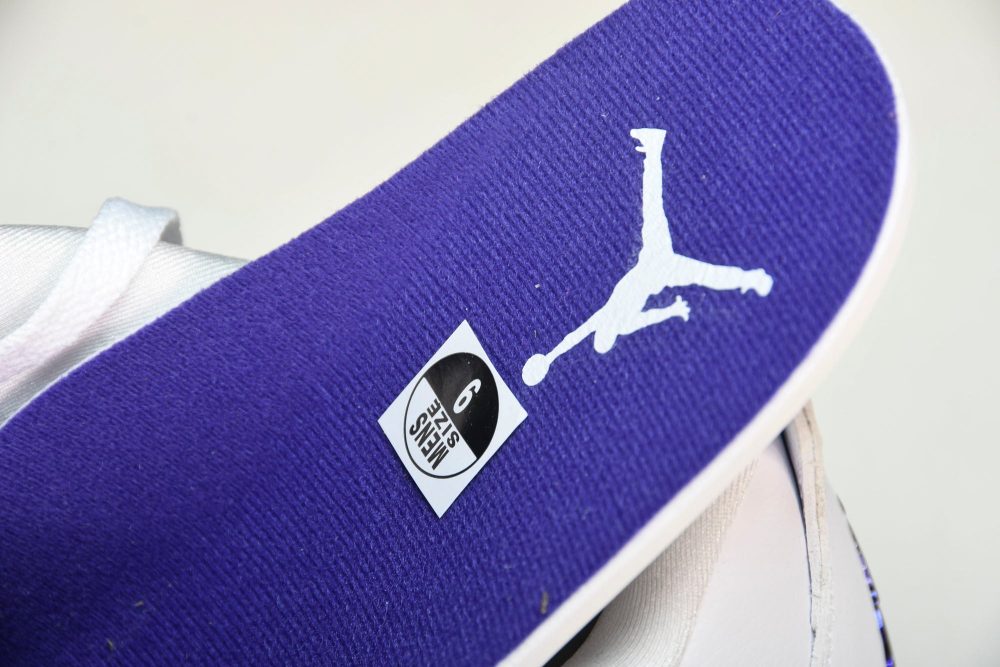 AJ4 Retro OG 'Purple Metallic' - Image 16