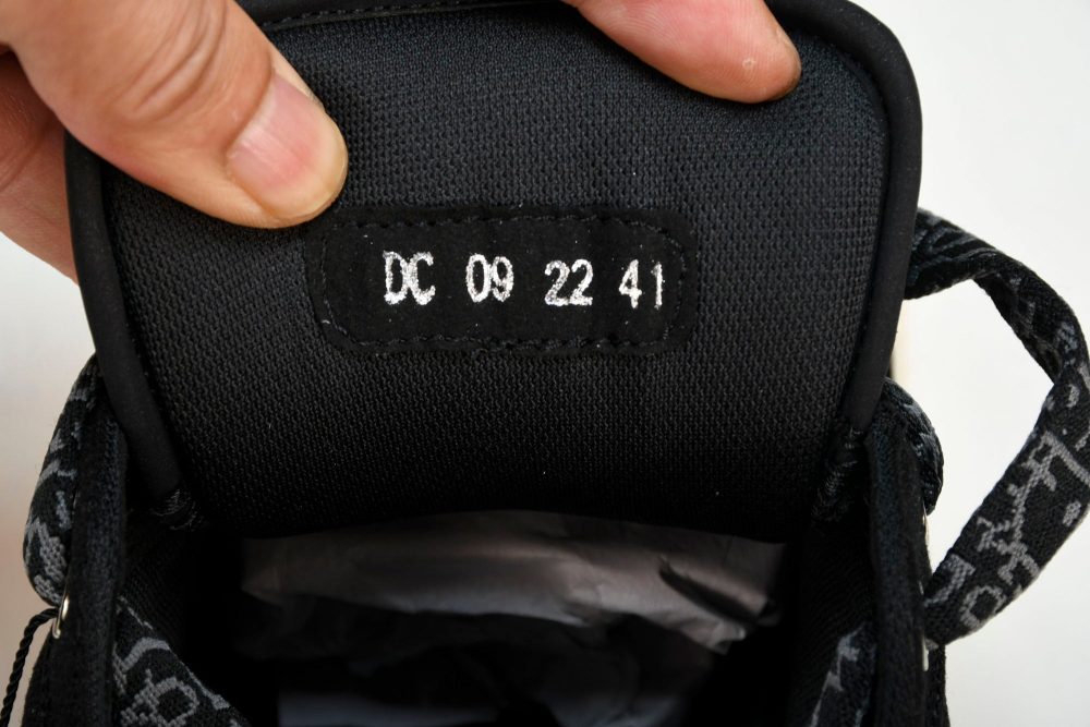 D1or B23 Skater Low x ERL 'Black Canvas' - Image 12