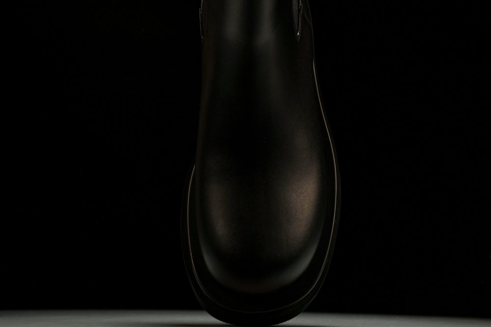 Вottega Veneta Lug Chelsea Boots 'Black' - Image 6