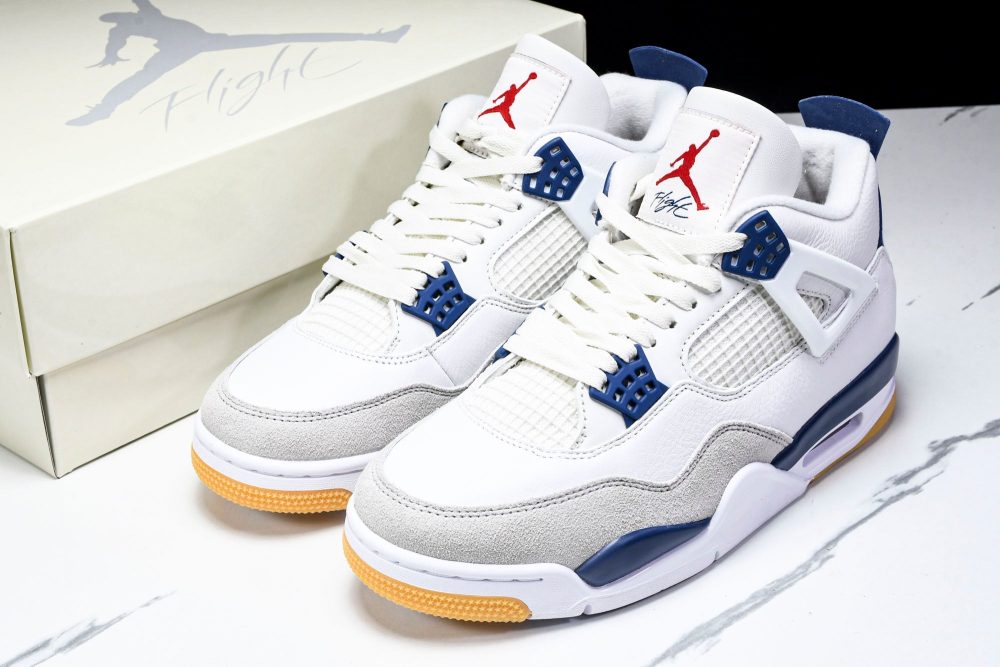 AJ4 Retro SB 'Navy' - Image 20