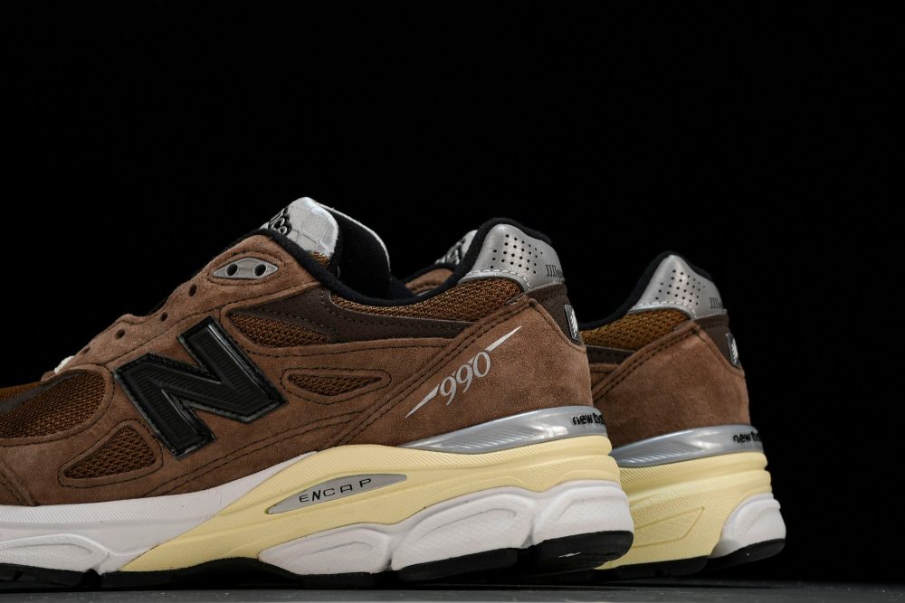 NB 990v3 x JJJJound 'Montréal' - Image 8
