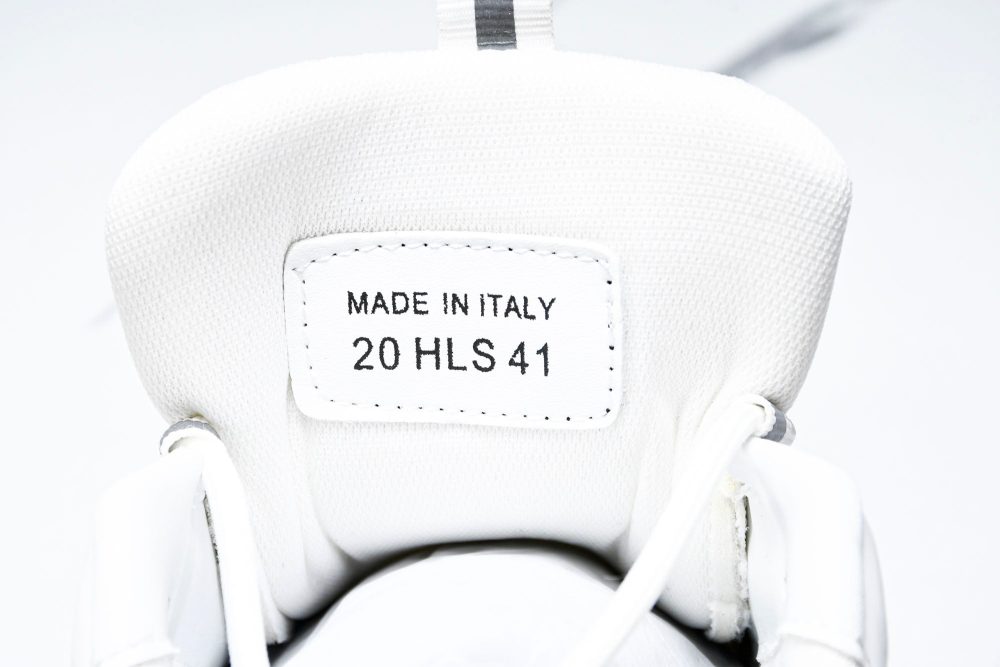 D1or B22 'White Beige Silver' - Image 12