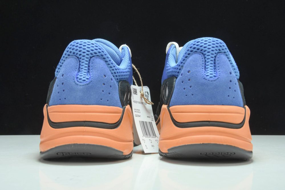 Yzy Boost 700 Bright Blue - Image 7