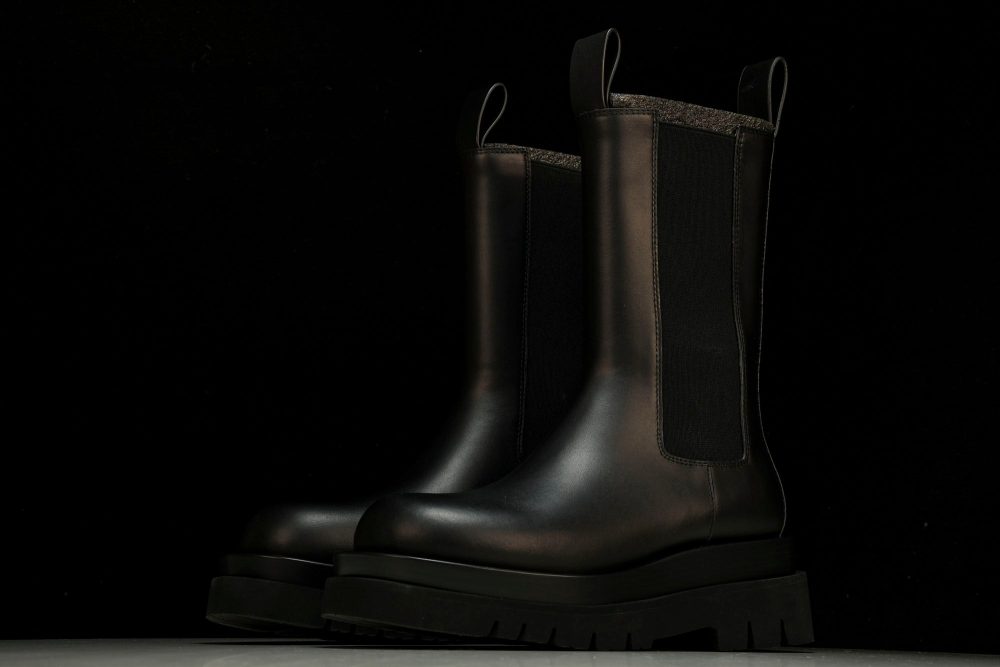 Вottega Veneta Lug Chelsea Boots 'Black' - Image 2