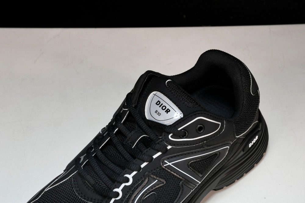 D1or B30 'Triple Black' - Image 10