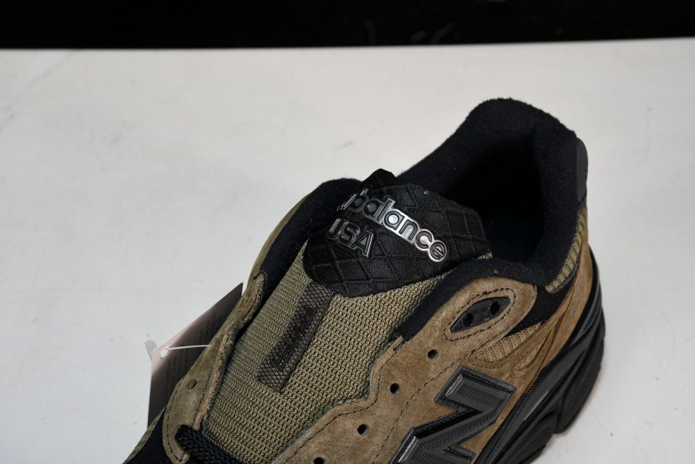 NB 990v3 x JJJJound 'Brown' - Image 10