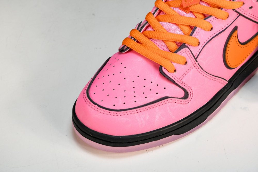 Powerpuff Girls x SB Dnk Low 'Blossom' - Image 10