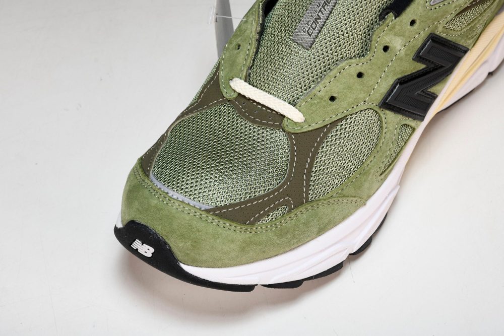 NB 990v3 x JJJJound 'Olive' - Image 10