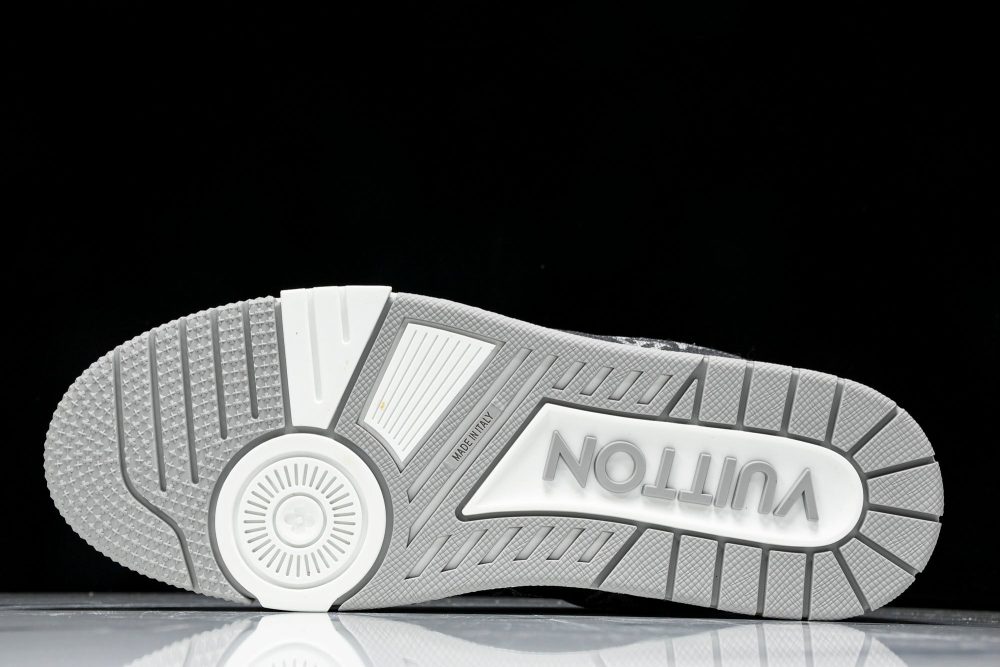 Louis Vuittоп Trainer Low 'Monogram Denim Grey White' - Image 5