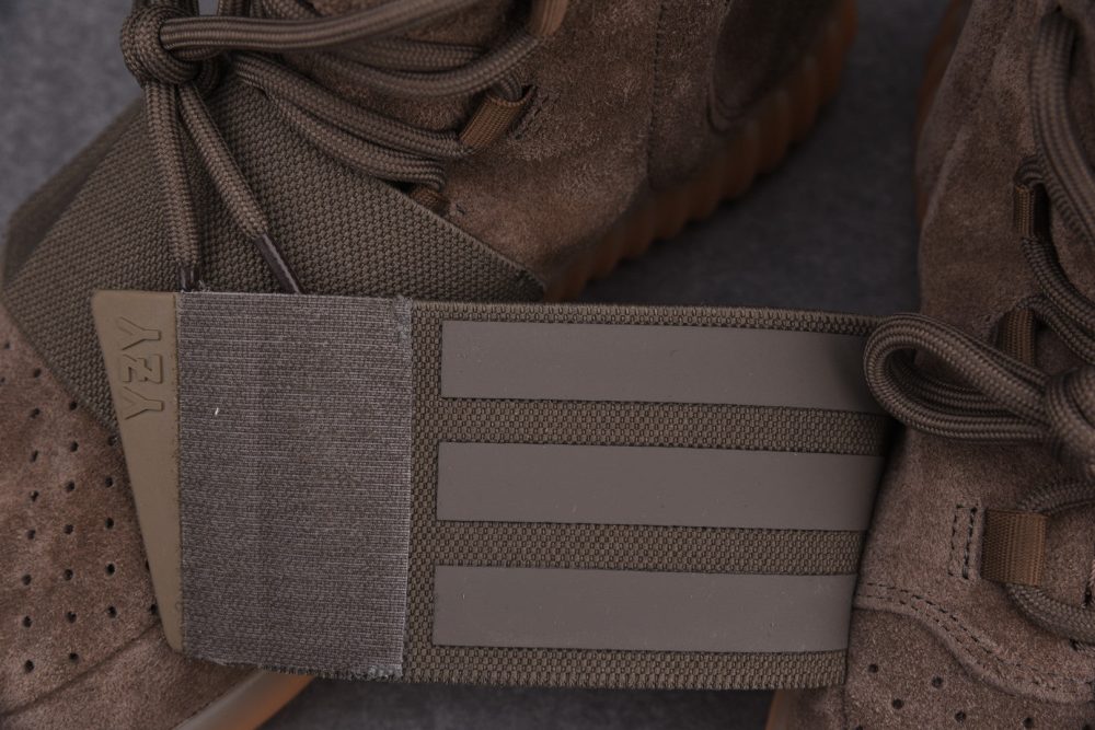 Yzy Boost 750 Chocolate - Image 11