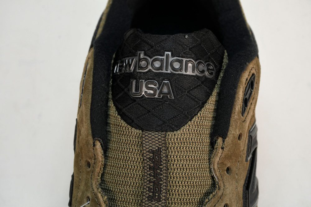 NB 990v3 x JJJJound 'Brown' - Image 11