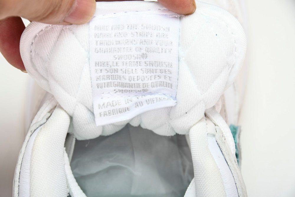 SB Dnk Low x Diamond Supply Co. 'White Diamond' - Image 13
