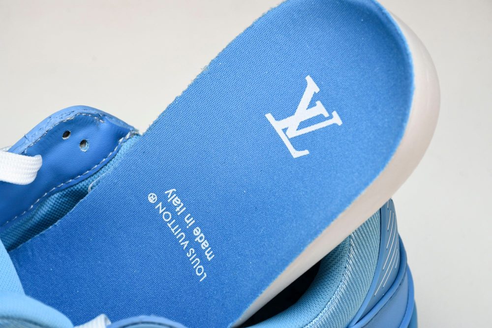 Louis Vuittоп Trainer Low 'Blue Embossed' - Image 13