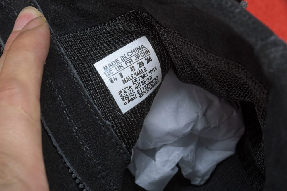 Yzy Boost 750 Triple Black - Image 13