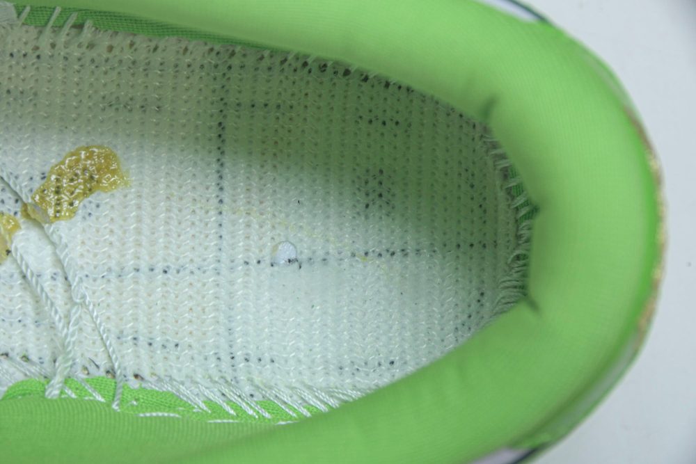 Supreme x SB Dnk Low Stars 'Mean Green' - Image 13