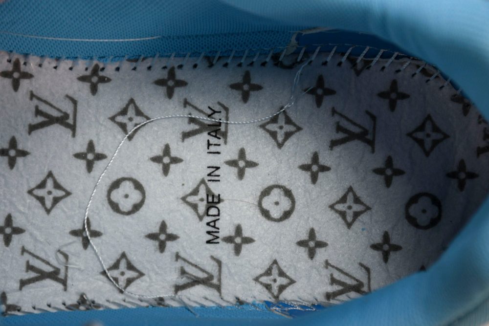 Louis Vuittоп Trainer Low 'Blue Embossed' - Image 14