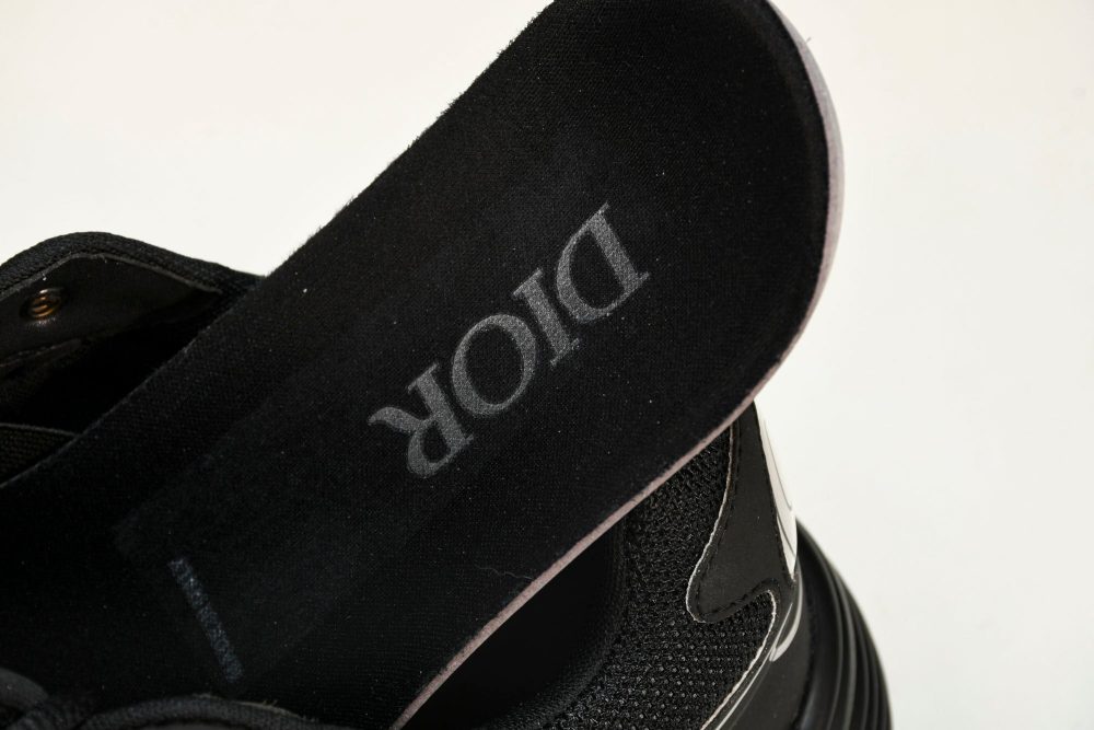 D1or B30 'Triple Black' - Image 14