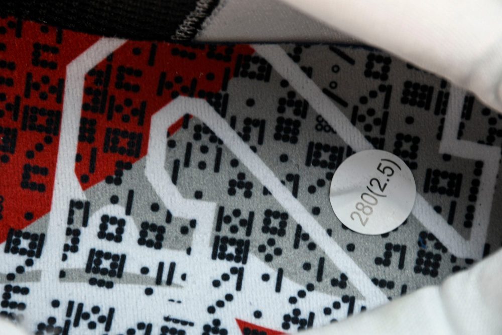 Kobe 5 Protro 'Bruce Lee Alternate' - Image 14