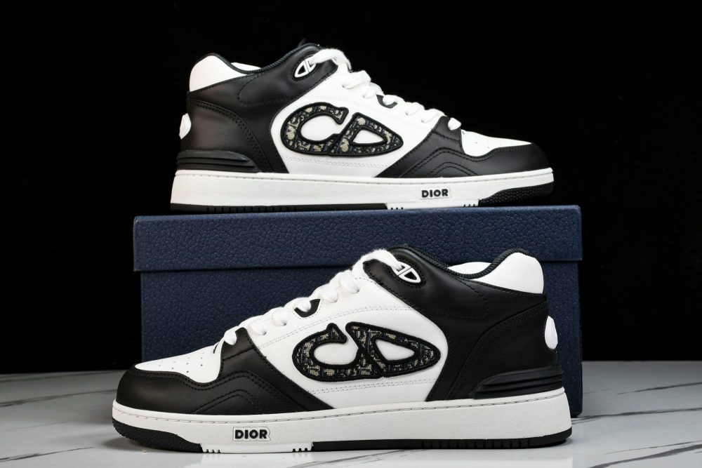 D1or B57 Mid-Top "Black White' - Image 22