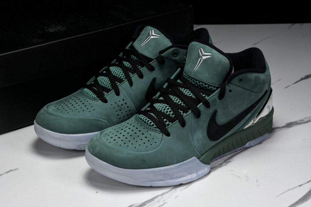 Kobe 4 Protro 'Girl Dad' - Image 23