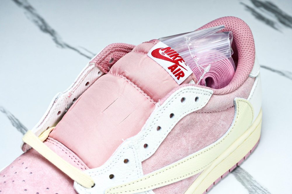 Travis Scott AJ1 Retro Low OG 'Shy Pink' - Image 10