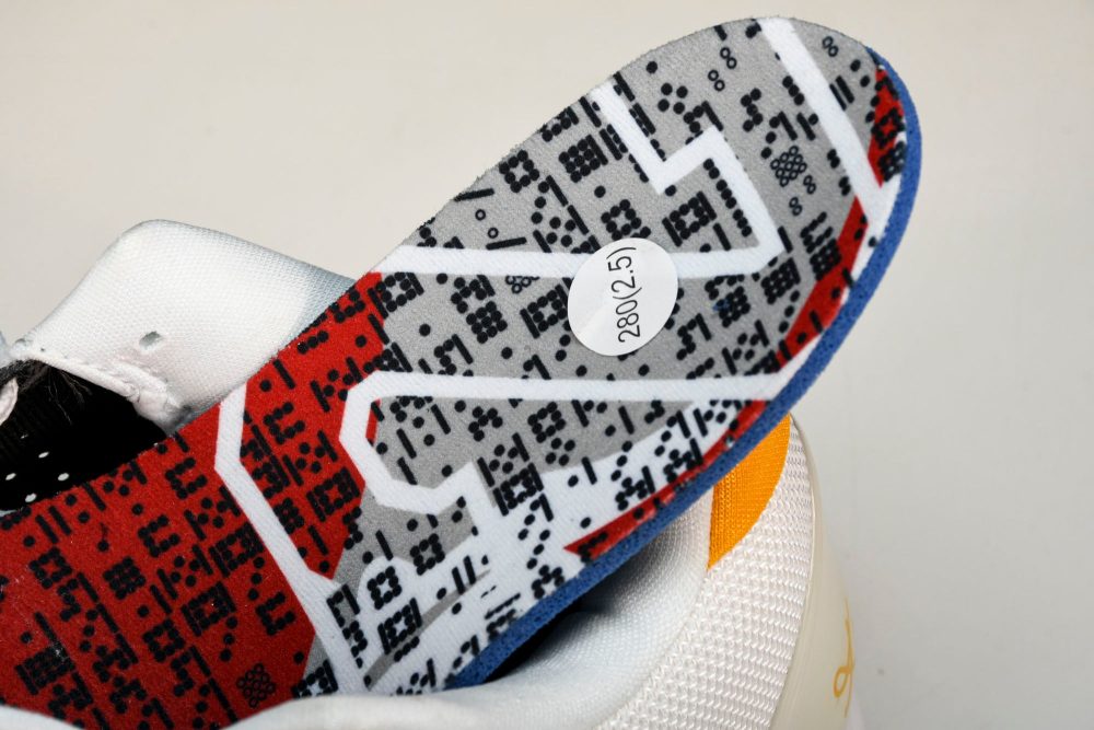 Kobe 5 Protro 'Bruce Lee Alternate' - Image 15