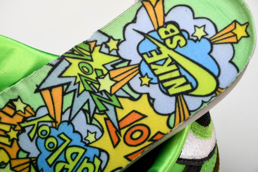 Powerpuff Girls x SB Dnk Low 'Buttercup' - Image 15