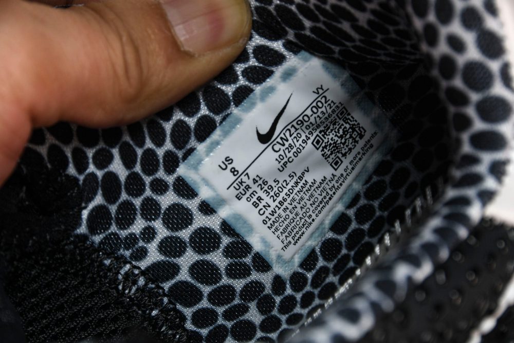 Kobe 6 Protro 'Mambacita Sweet 16' - Image 14