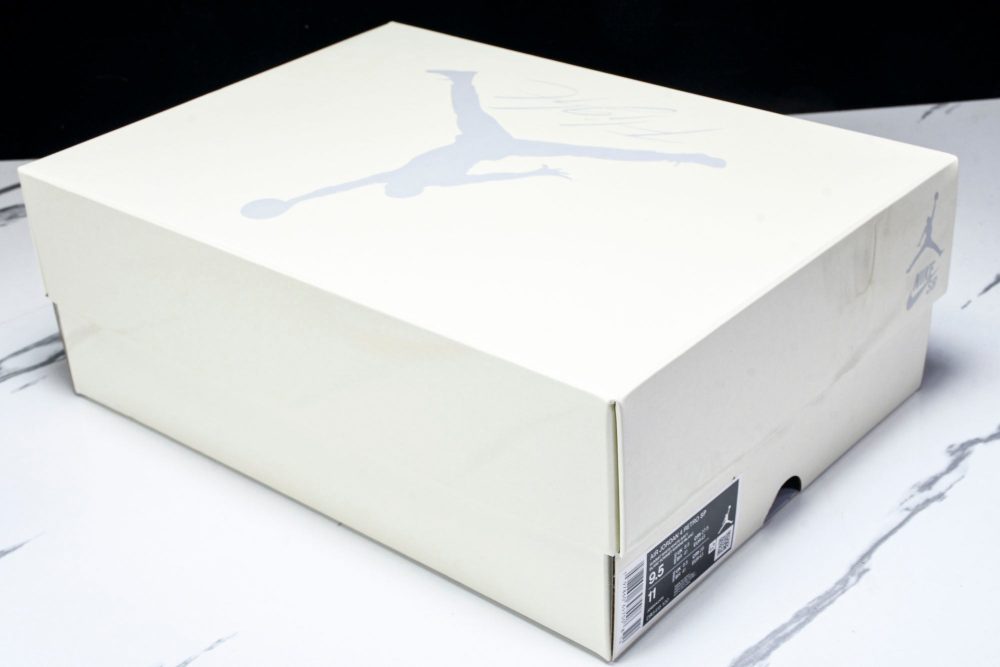 AJ4 Retro SB 'Navy' - Image 24