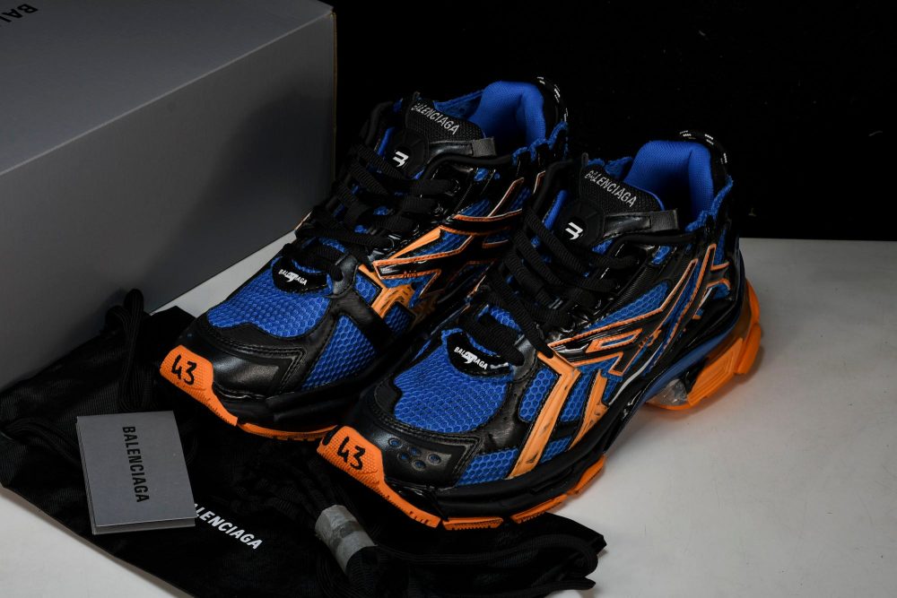 Runner 'Blue Orange Black' - Image 19