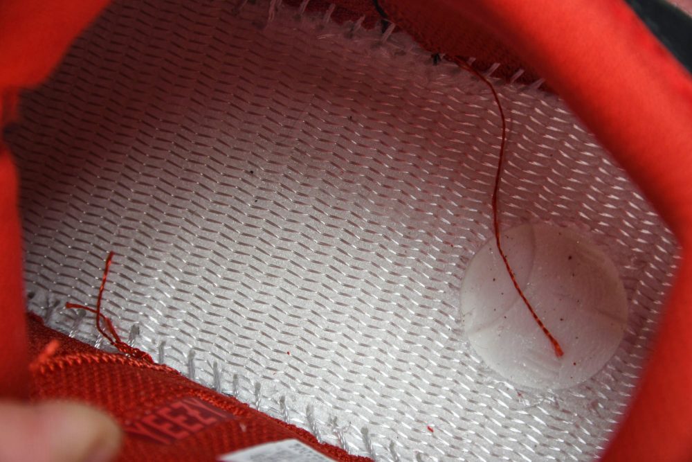 Yzy Boost 700 Hi-Res Red - Image 15
