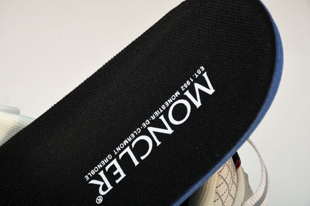 Moncler Trailgrip GTX 'White' - Image 15
