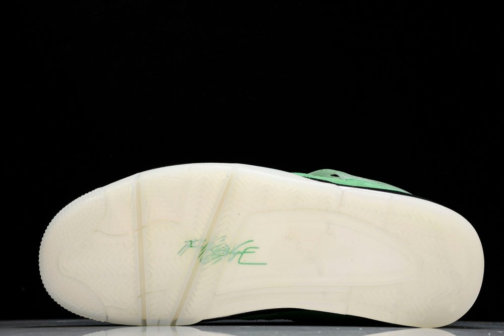 AJ4 Retro Wahlburgers - Image 5