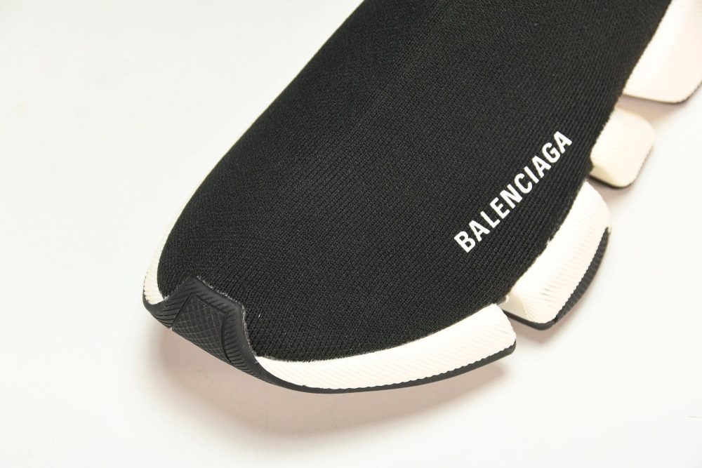 Speed 2.0 Trainers 'Black White' - Image 9