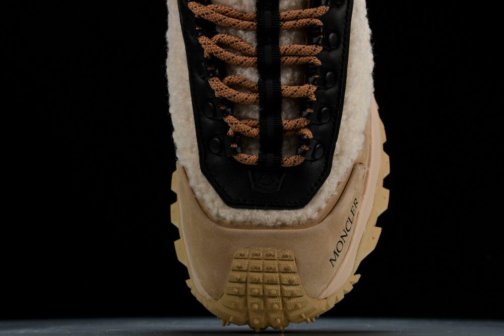 Moncler Trailgrip GTX 'Beige Fur' - Image 6