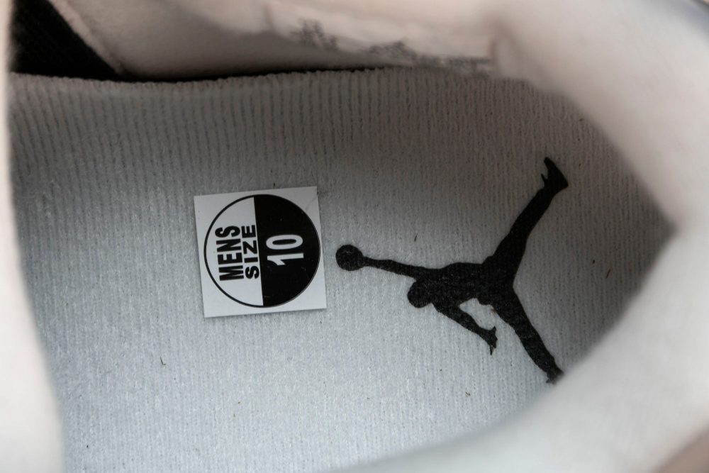 AJ4 Retro "Frozen Moments" - Image 14