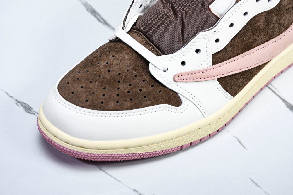 Travis Scott AJ1 Retro Low OG 'Dark Pony' - Image 9