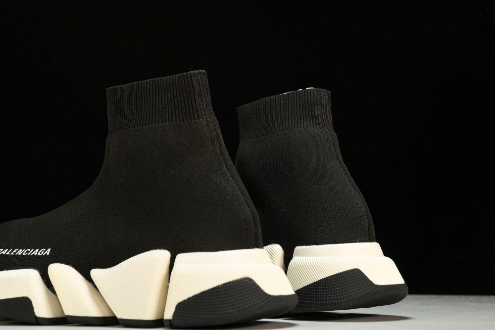 Speed 2.0 Trainers 'Black White' - Image 8