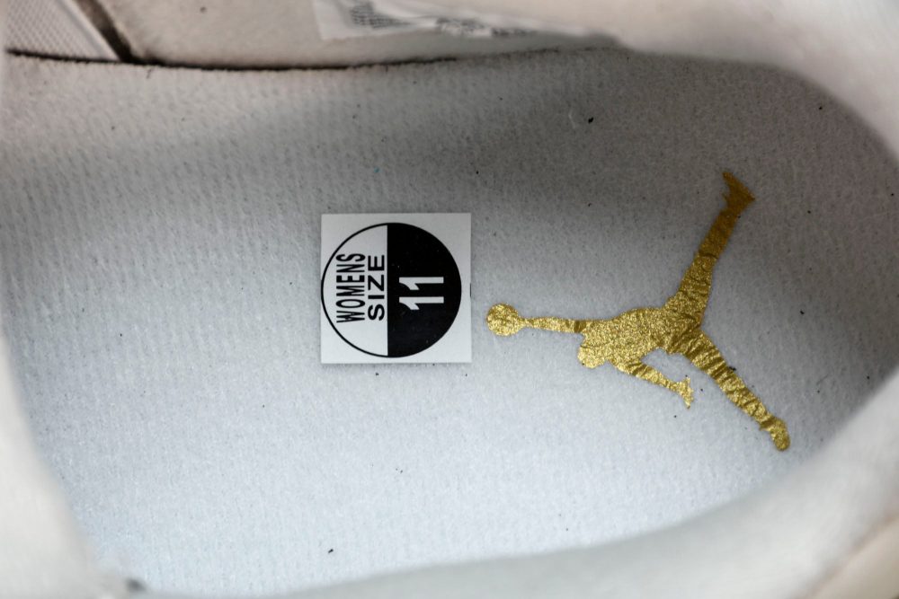 AJ4 Retro 'Metallic Gold' - Image 14