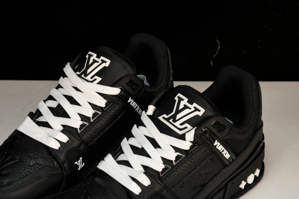 Louis Vuittоп Trainer Low 'Black Embossed' - Image 22