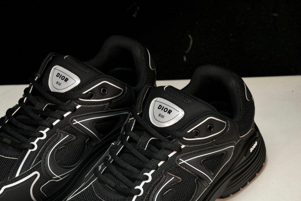 D1or B30 'Triple Black' - Image 22