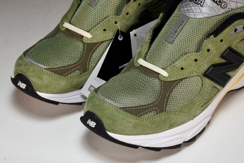 NB 990v3 x JJJJound 'Olive' - Image 22