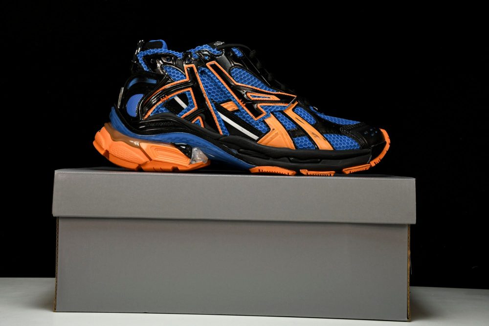 Runner 'Blue Orange Black' - Image 22