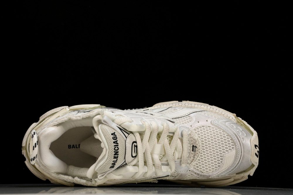 Runner 'White' - Image 4