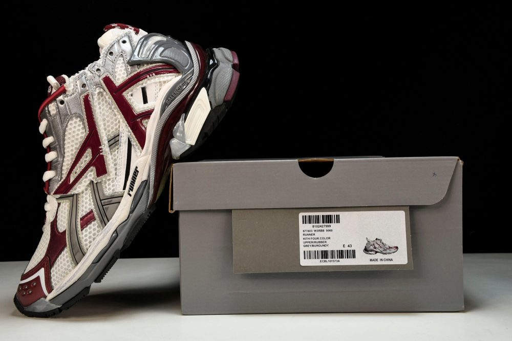 Runner 'Burgundy' - Image 23