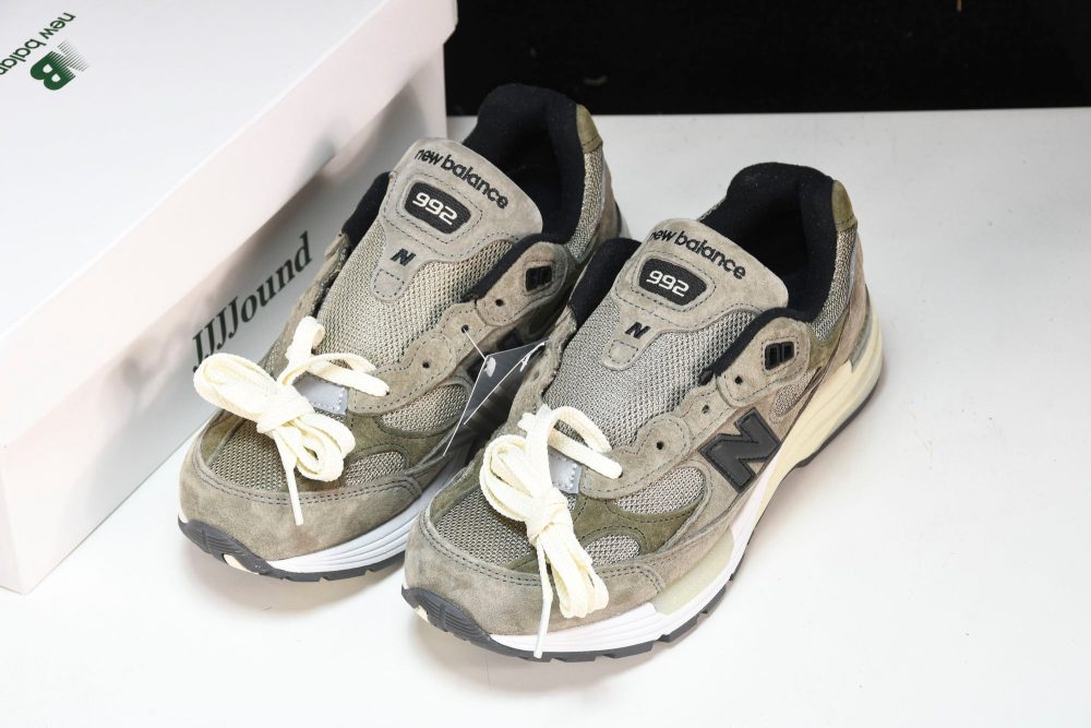 NB 992 x JJJJound 'Grey' - Image 23