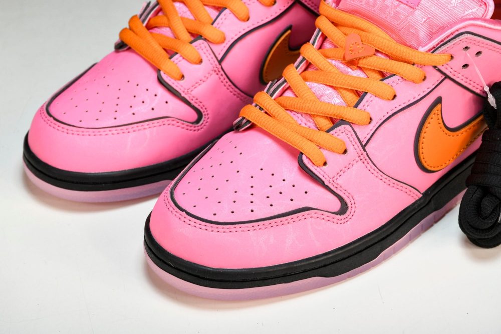 Powerpuff Girls x SB Dnk Low 'Blossom' - Image 23